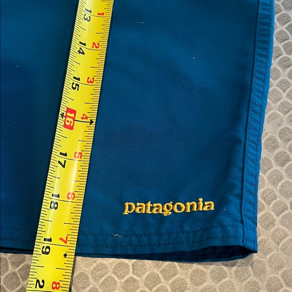 Mens PATAGONIA Board shorts size 35 - Picture 4 of 6